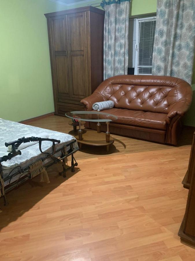 Zwin Apartment 1 Skole Bagian luar foto